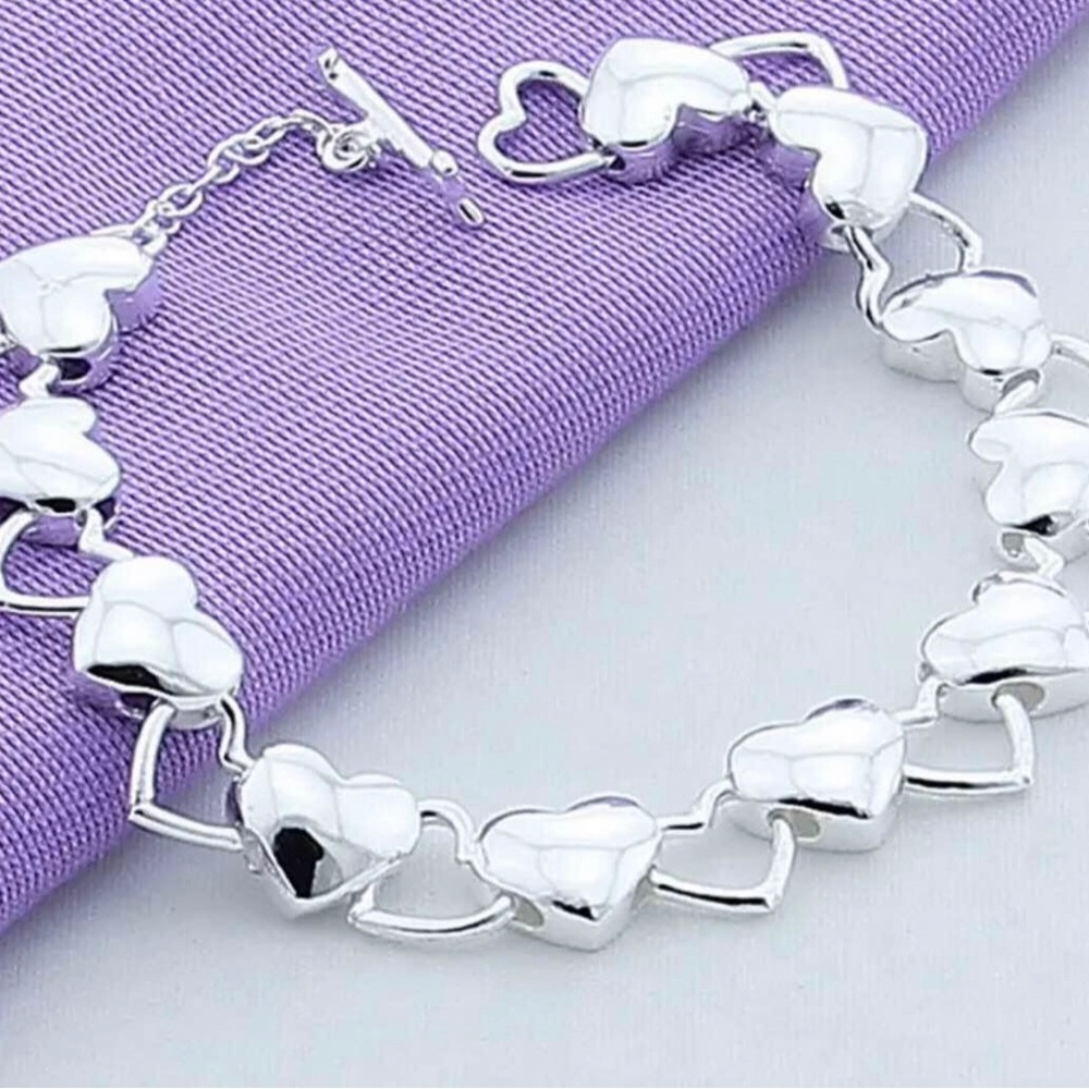 Sterling silver heart bracelet